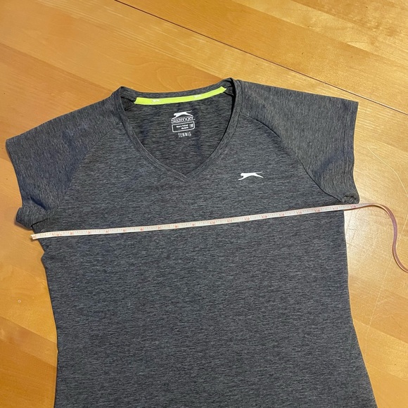 Slazenger Short Sleeve Tennis T-Shirt Size Medium - Picture 6 of 7
